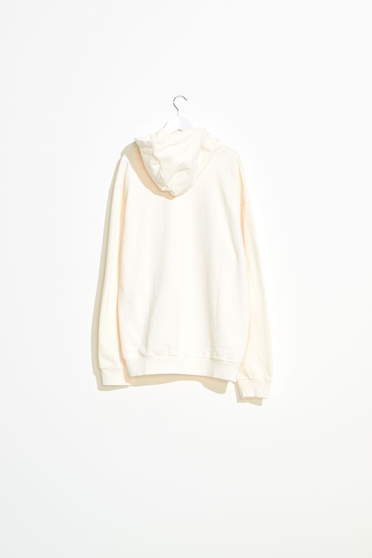 MT031200_PIGTHRWHT_2_fijpht_1683076062