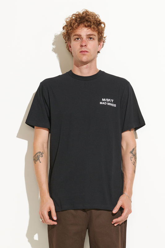 MT035005_PitchBlac_2_ixs7va_1675721563