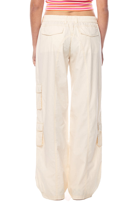 MT121610_DIRTYWHT_2_tdltip_1684111324